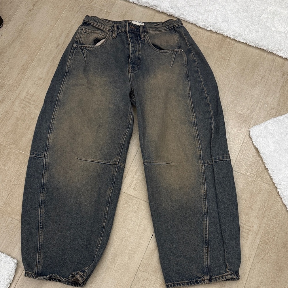 Barrel Jeans